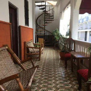 hotel-boutique-oasis-colonial.santodomingobesthotels.com/